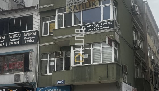 SAMSUN CUMHURİYET CADDESİ KÖŞE KONUM - ACİL - SATILIK 2+1 BÜRO